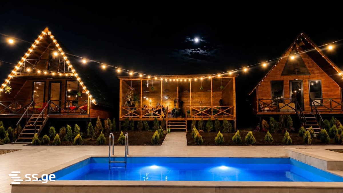 4 Room Summer Cottage Daily Rent. Navdaraantkari view 1