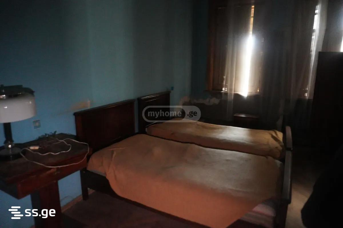 5 Room Private House For Sale view 6