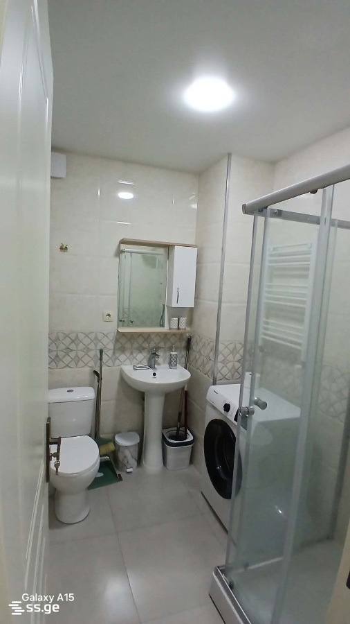 2 Room Flat Daily Rent. Rustavi view 4