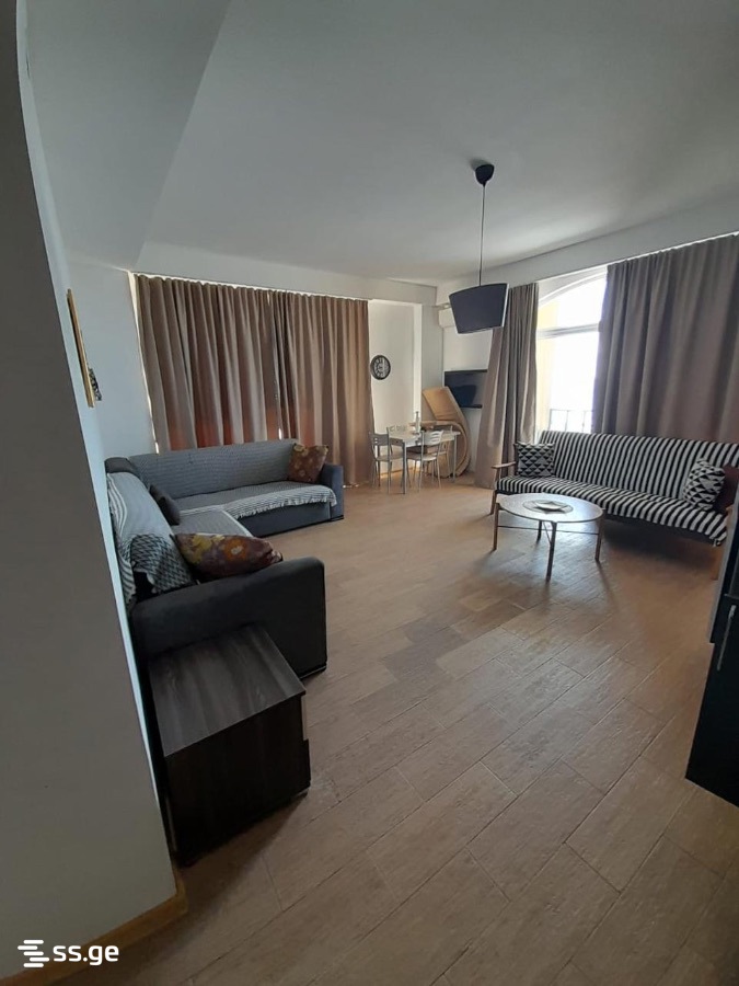 2 Room Flat Daily Rent. Kvariati view 9