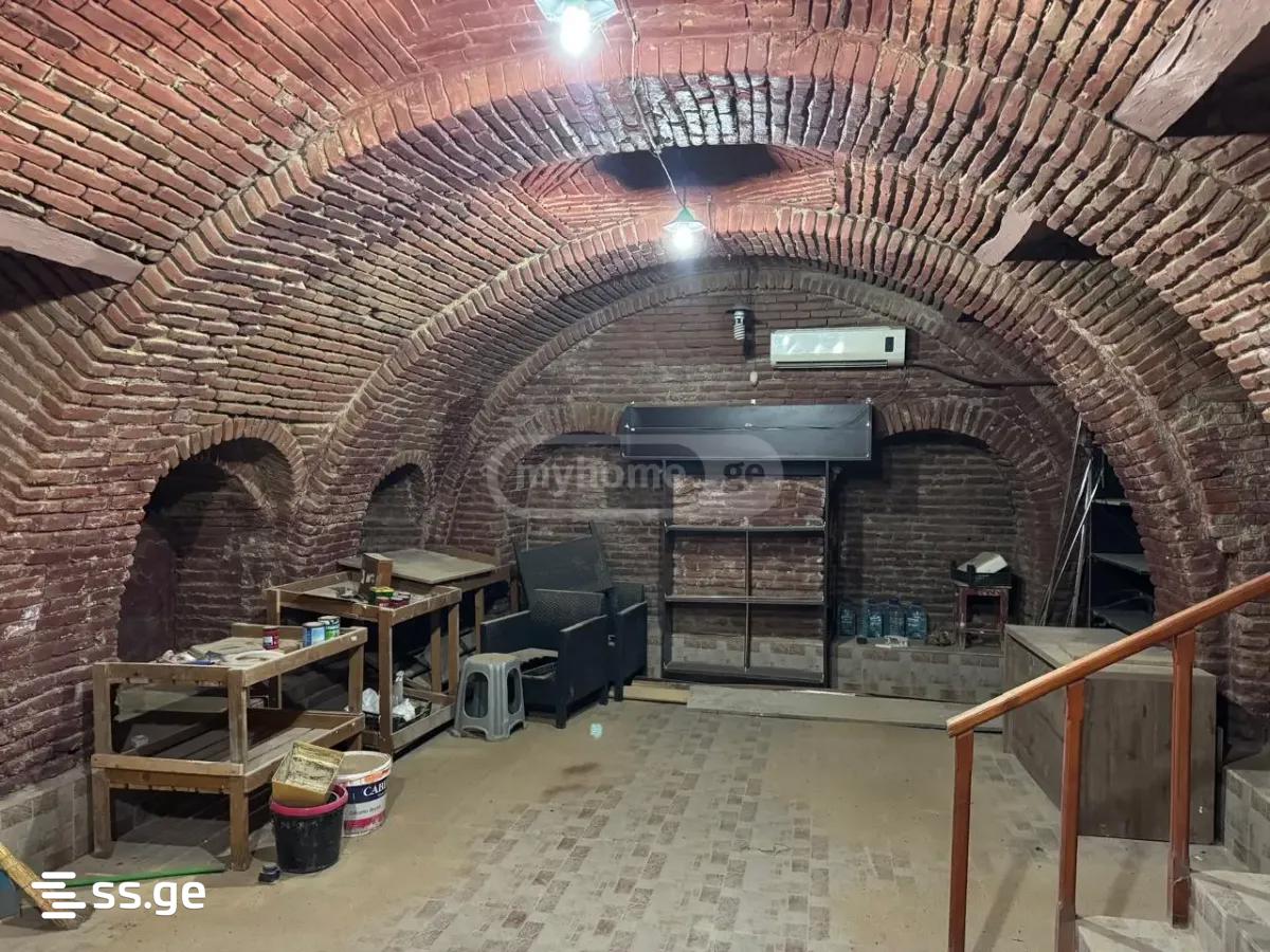 Commercial Space For Sale. Chugureti view 6