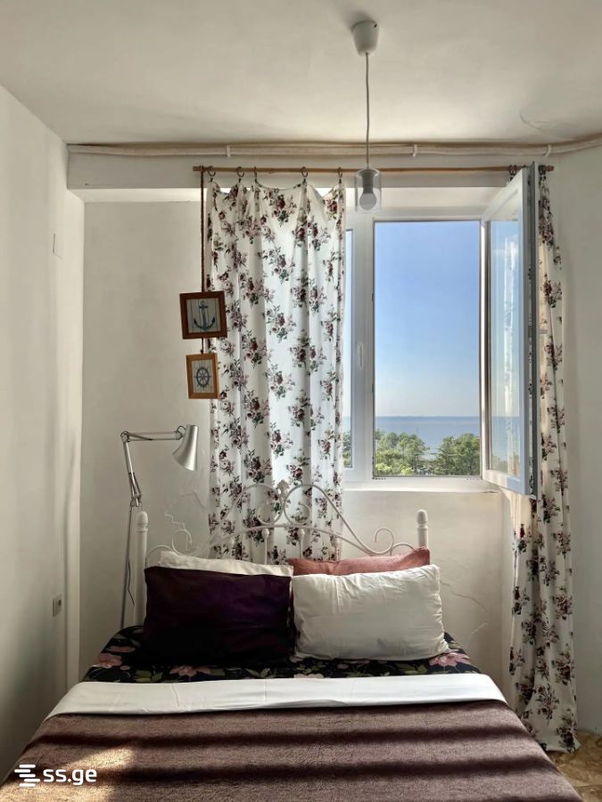 1 Room Flat Daily Rent. Ureki view 17