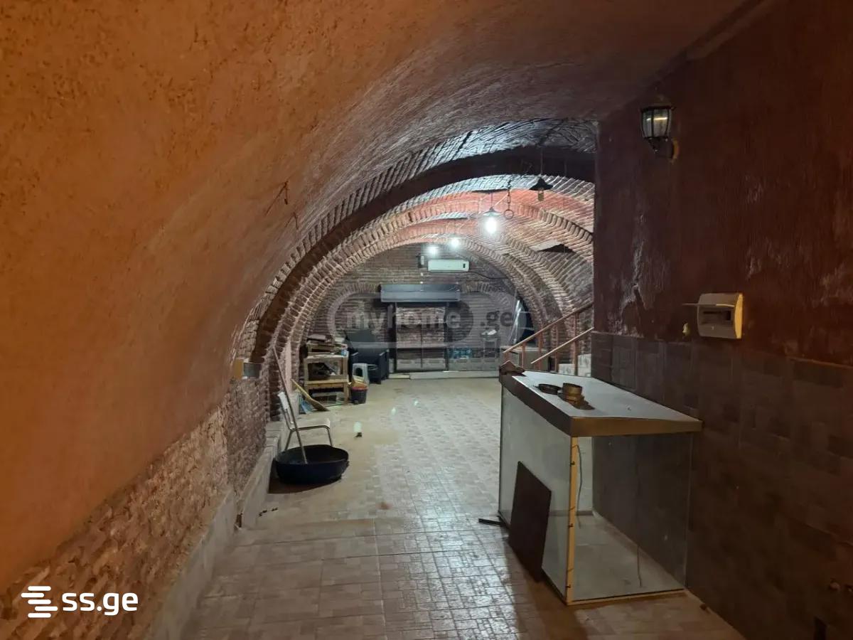 Commercial Space For Sale. Chugureti view 8