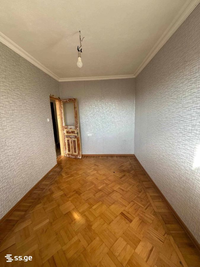 4 Room Flat For Sale view 4