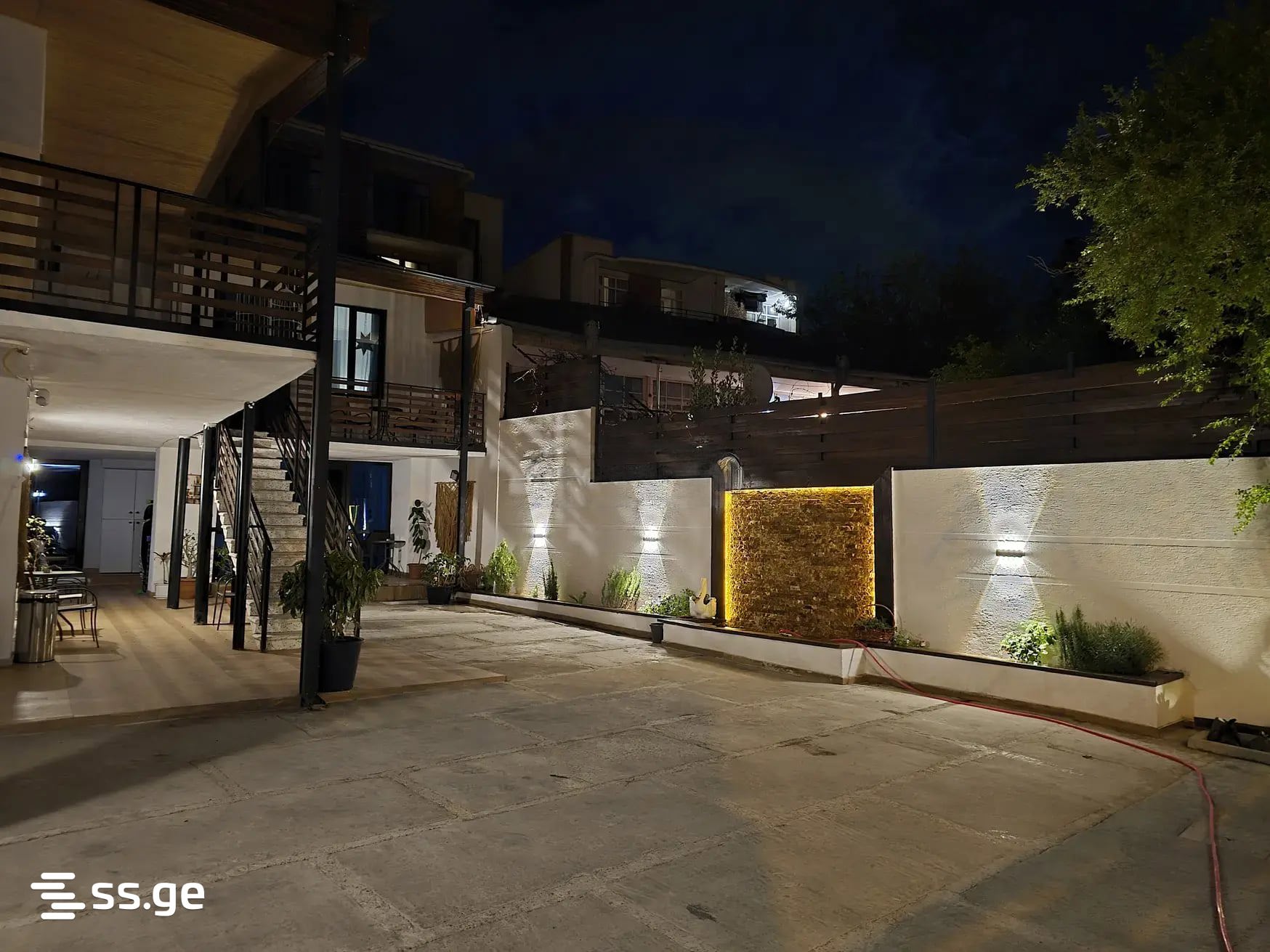 10 Room Hotel For Sale view 2