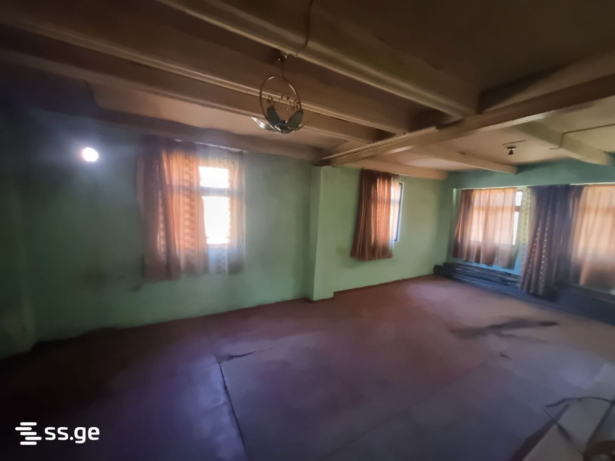 5 Room Private House For Rent. Poti view 10