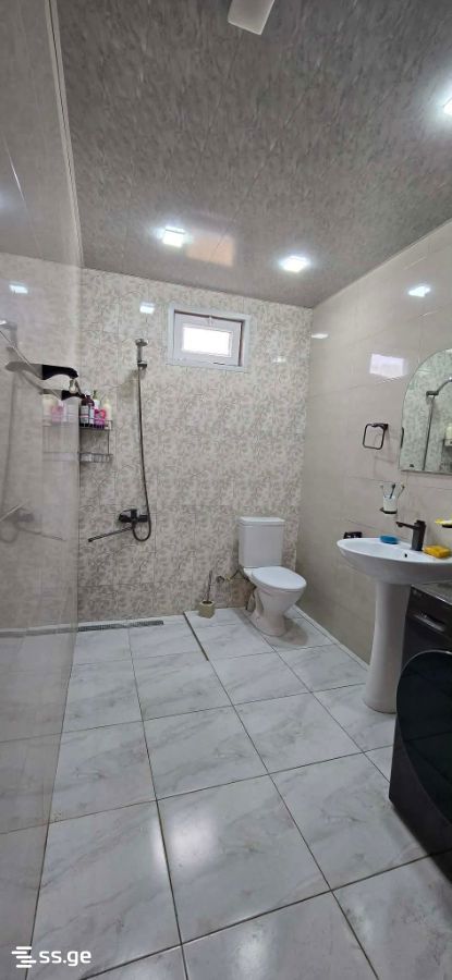 6 Room Private House For Sale view 5