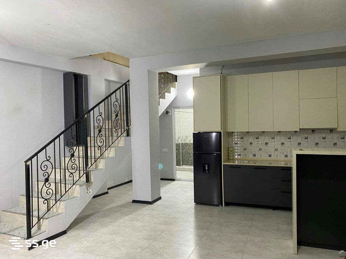 5 Room Private House For Rent. Kutaisi view 1