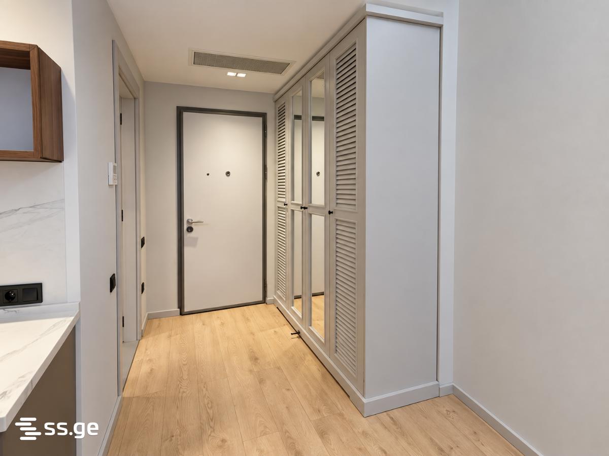 1 Room Flat For Rent. Makhindjauri view 7