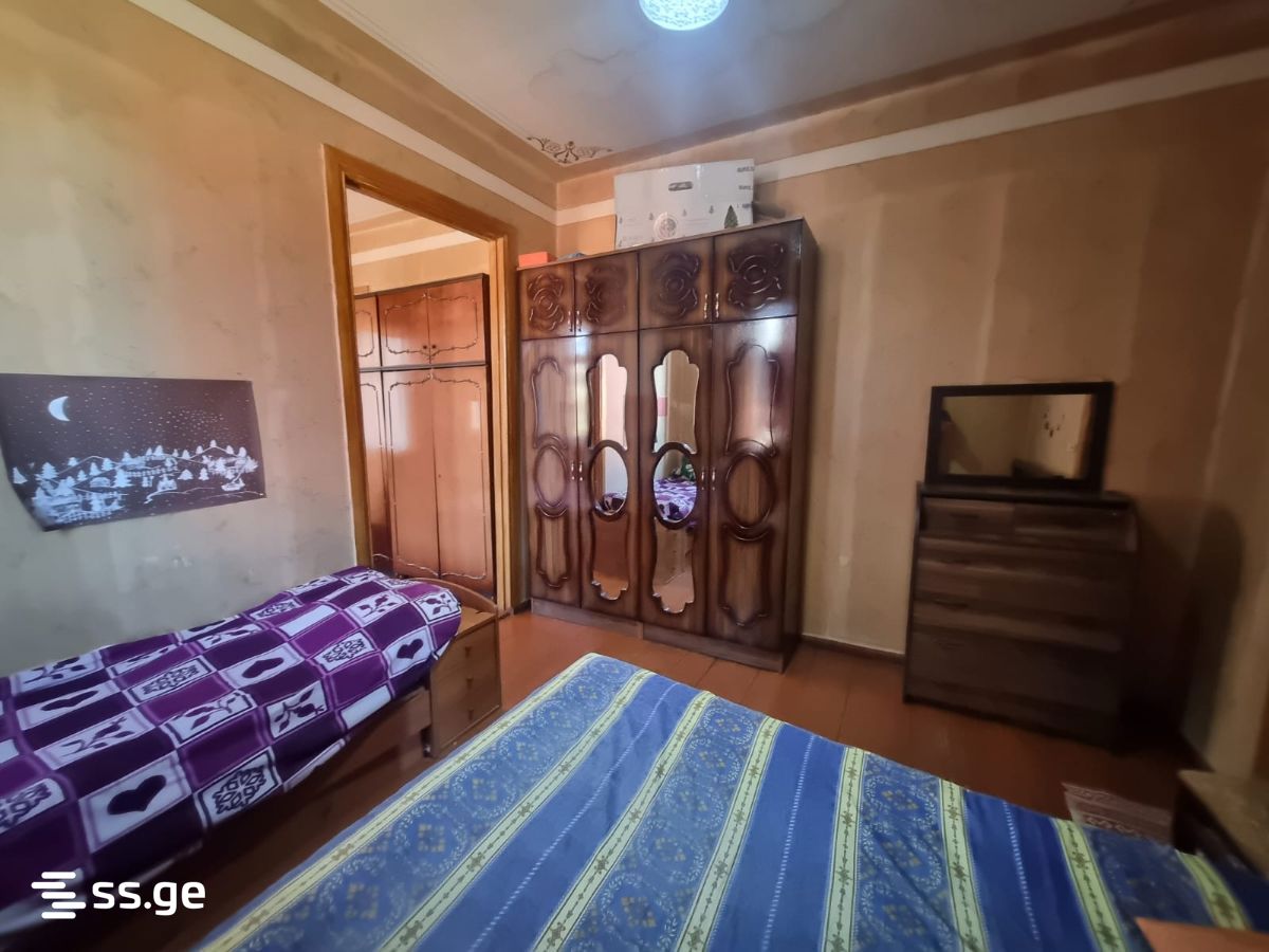5 Room Private House For Rent. Poti view 8