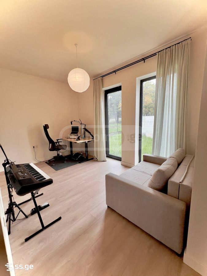 5 Room Private House For Rent. Tabakhmela view 2