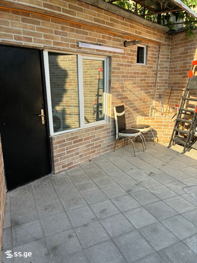 3 Room Private House For Sale view 8