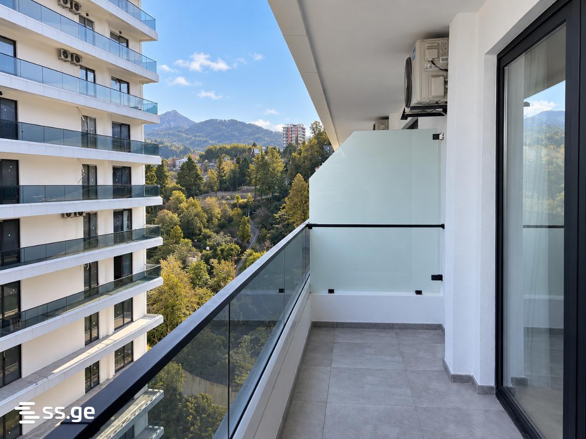 1 Room Flat For Rent. Makhindjauri view 6