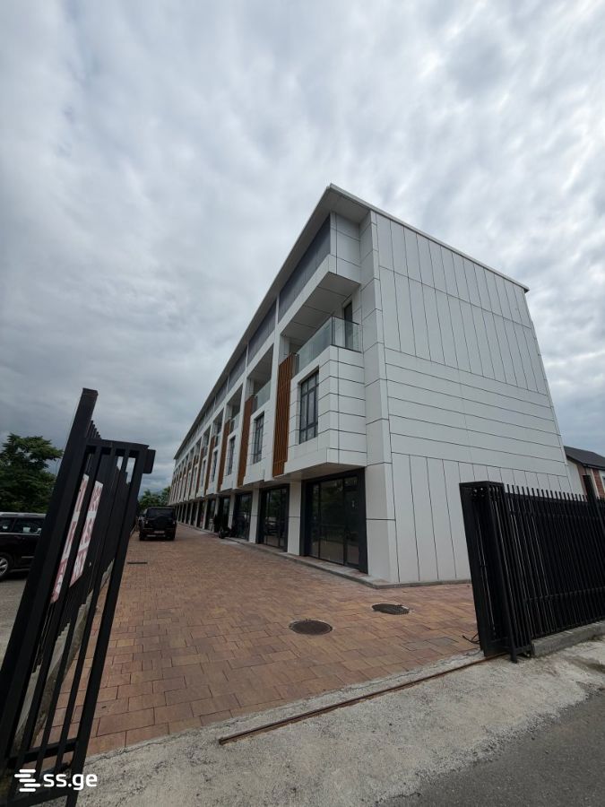 5 Room Private House For Sale view 12