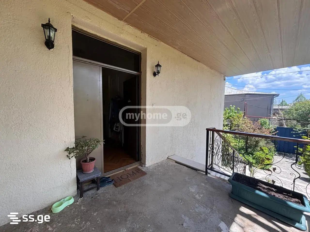 7 Room Summer Cottage For Sale view 5