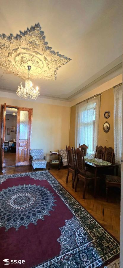 6 Room Private House For Sale view 9