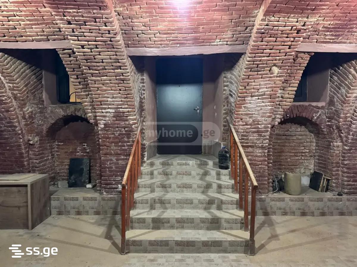 Commercial Space For Sale. Chugureti view 5