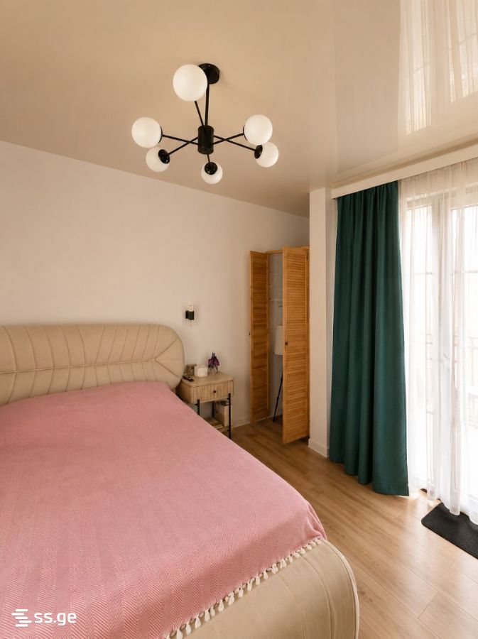 4 Room Private House For Sale view 8