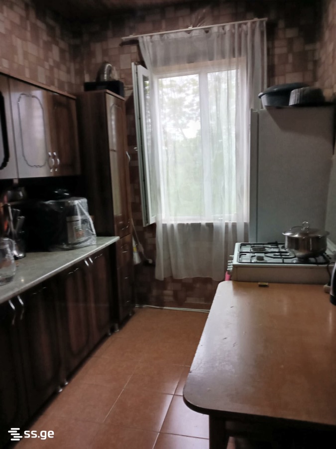 Продажа 5-комната Квартира view 1