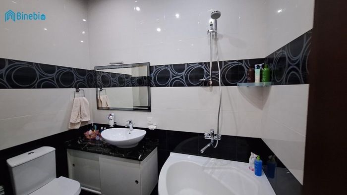 https://static.ss.ge/20260910/9_b0d859fe-66d9-40fa-b16c-22bd0211c6f4_Thumb.jpg