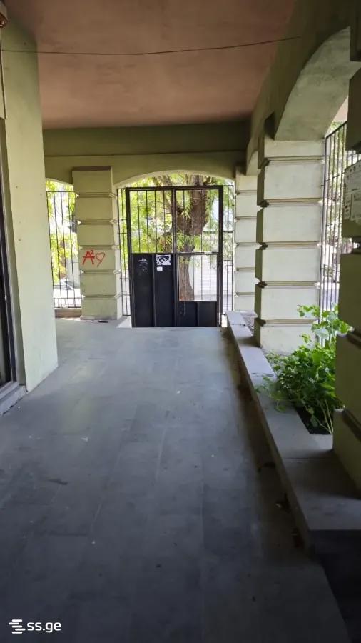 Commercial Space For Sale. Chugureti view 2