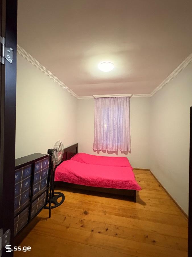 12 Room Private House For Sale view 7