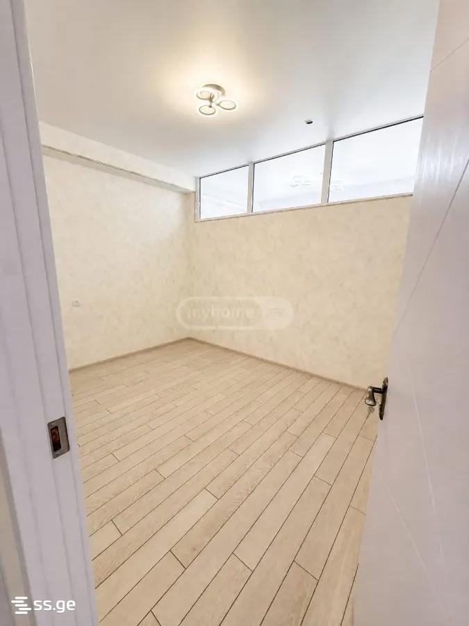 3 Room Flat For Sale view 4