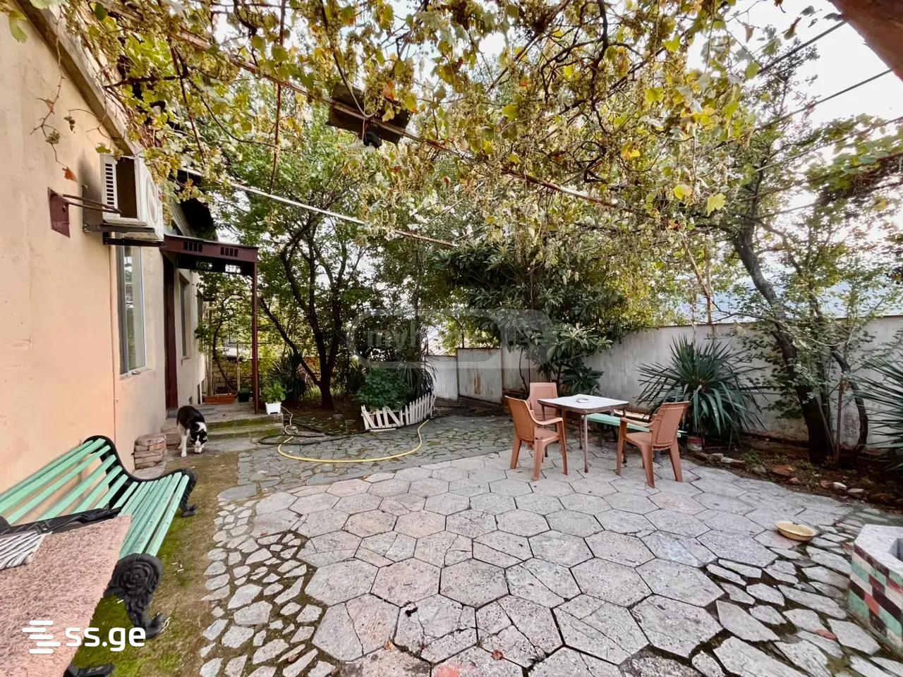 5 Room Private House For Sale view 12