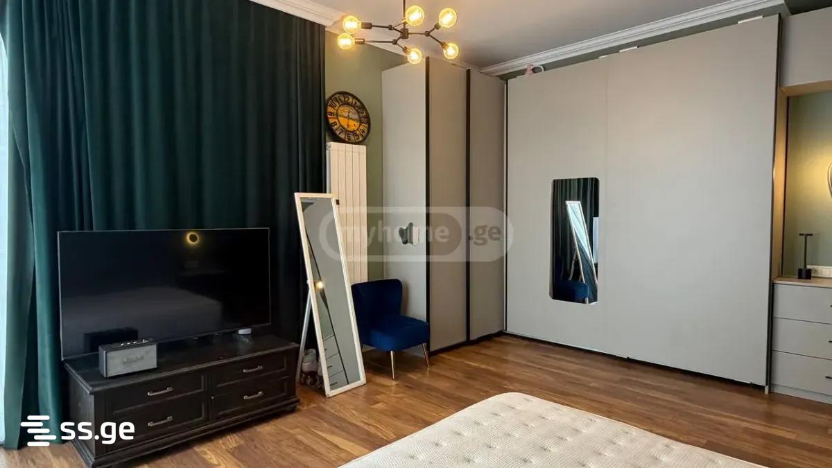 7 Room Private House For Sale view 11