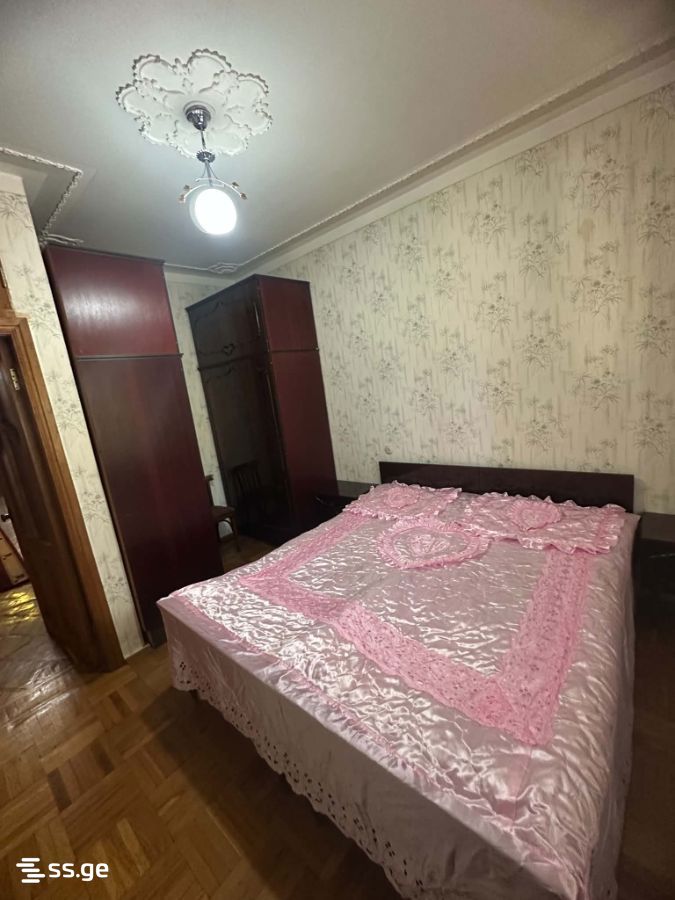 4 Room Flat For Rent. Kutaisi view 2