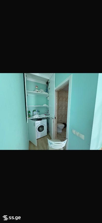 8 Room Private House For Rent. Kvariati view 3