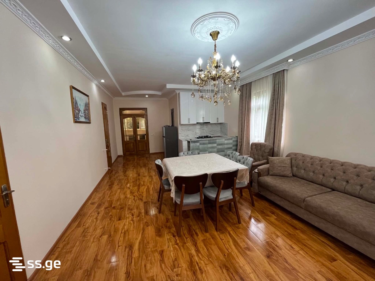 5 Room Private House Daily Rent. Makhindjauri view 1