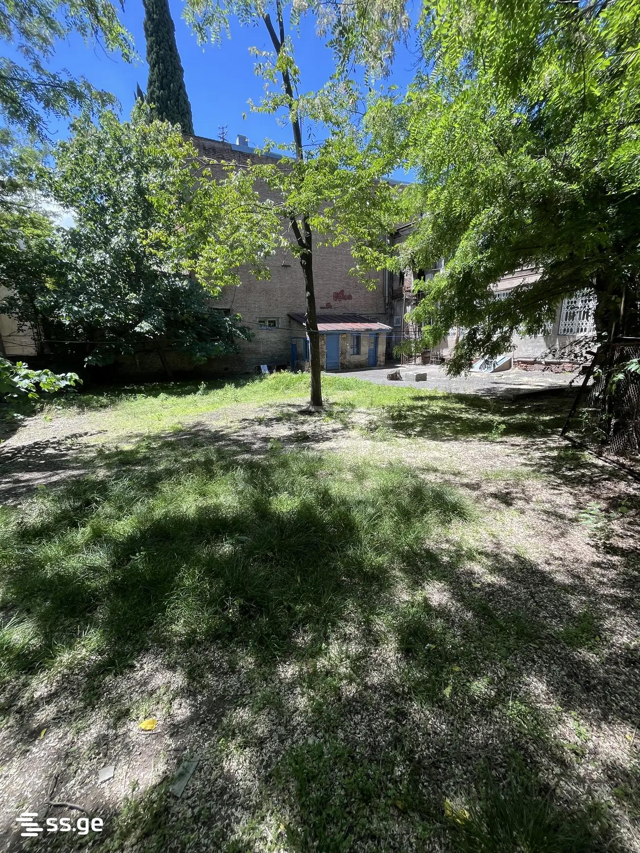 4 Room Private House For Sale view 14