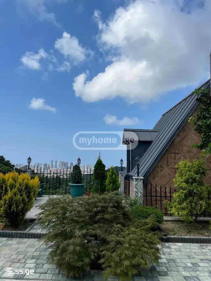 3 Room Summer Cottage For Rent. Batumi view 2
