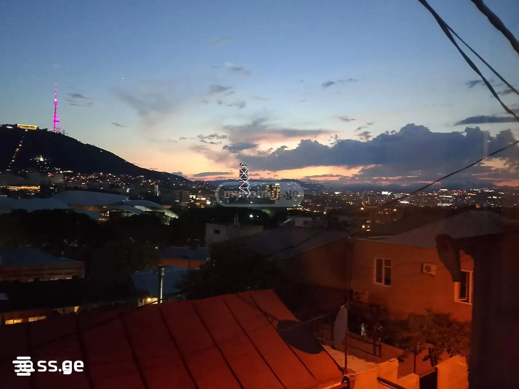 10 Room Private House For Sale view 13