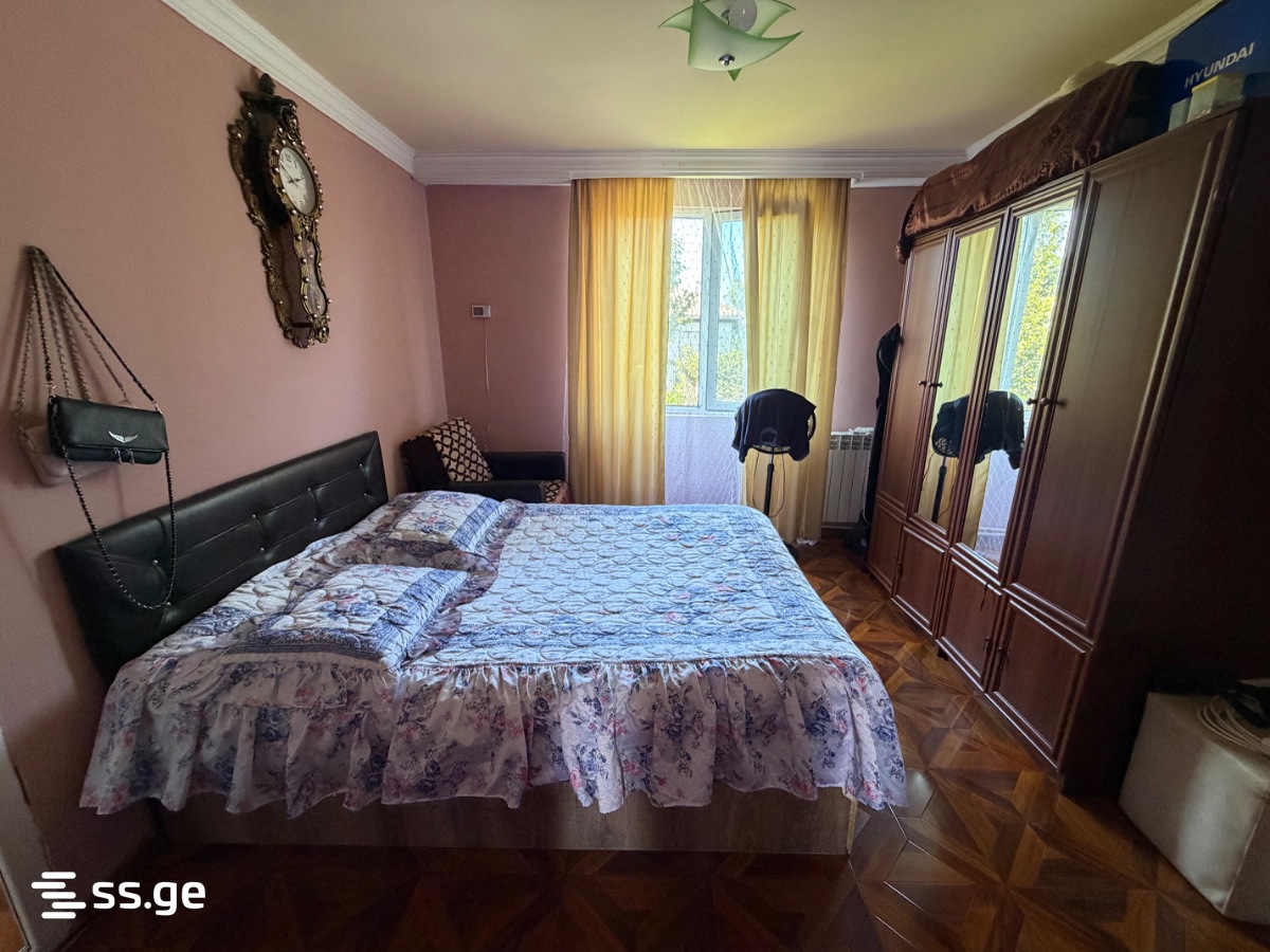 4 Room Private House For Sale view 7