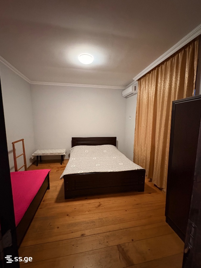 12 Room Private House For Sale view 3