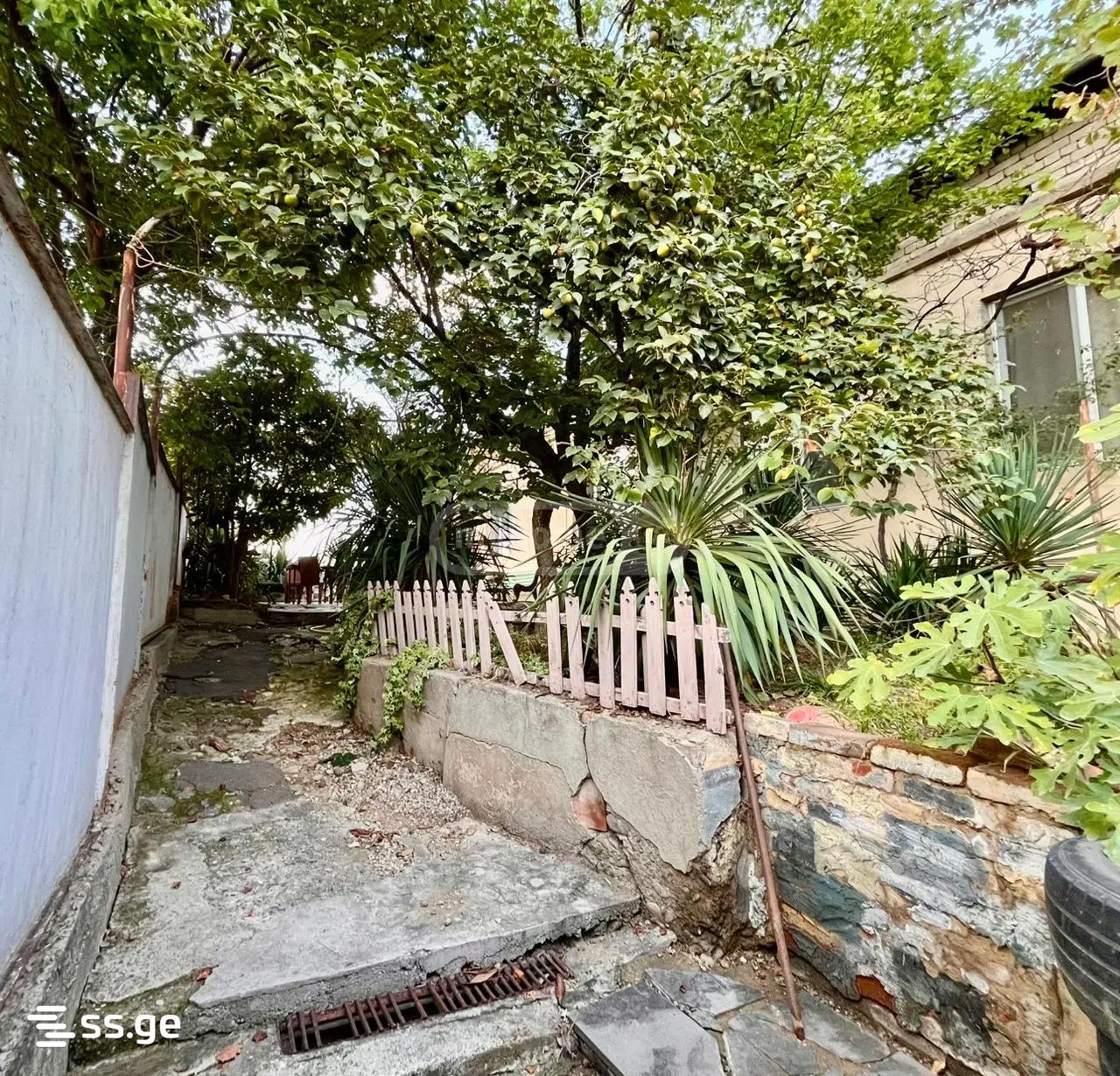 5 Room Private House For Sale view 14