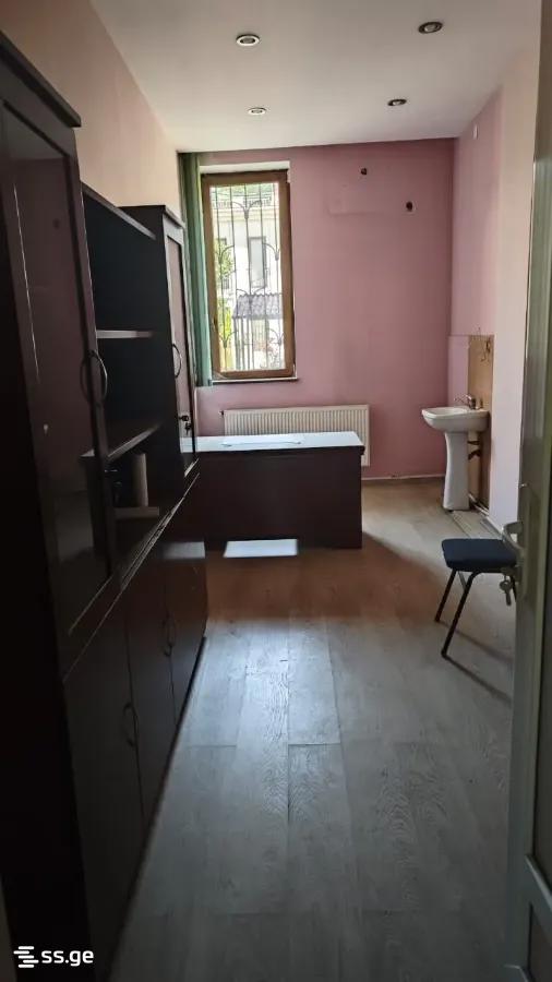 Commercial Space For Sale. Chugureti view 1