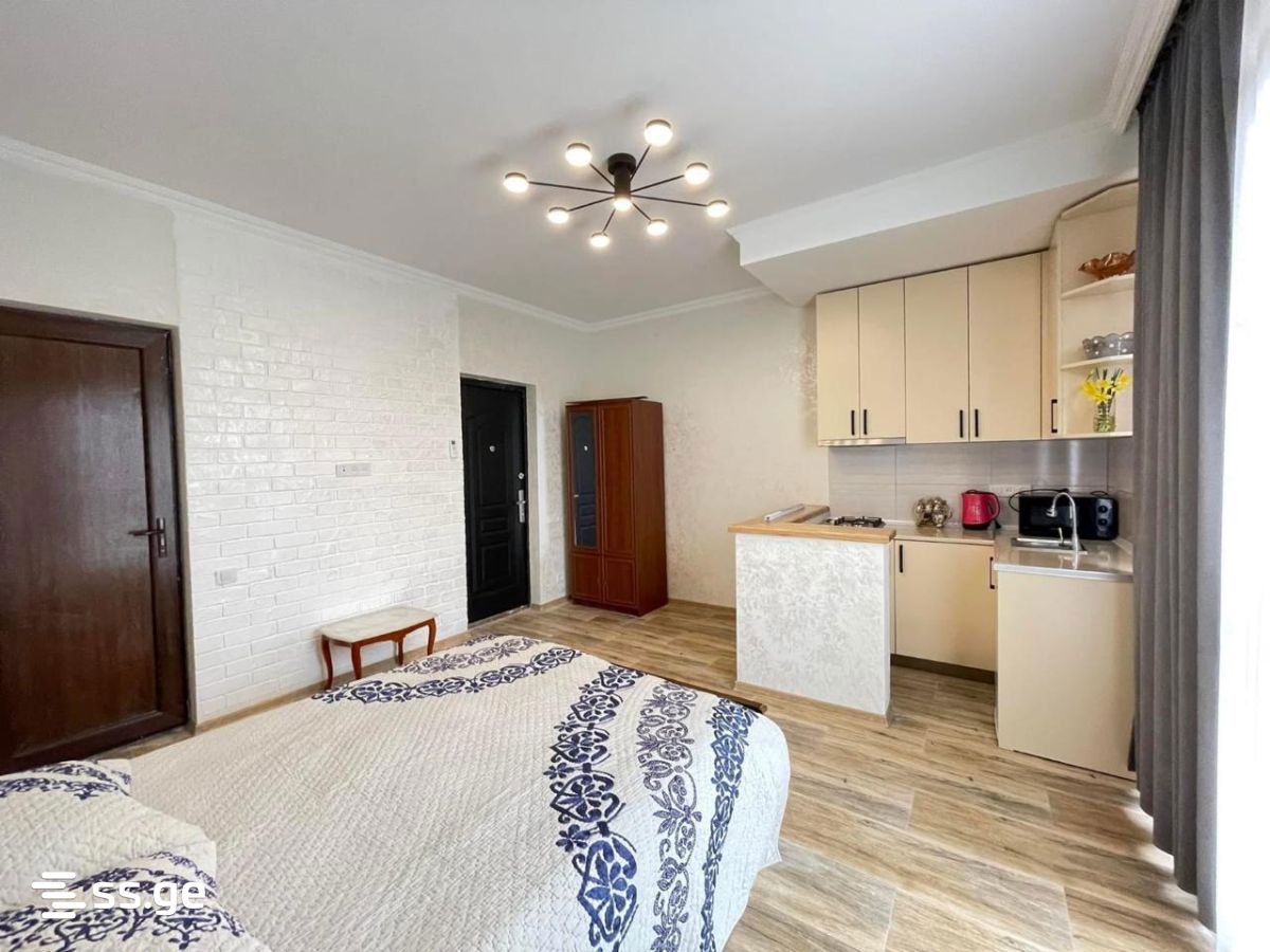 1 Room Summer Cottage Daily Rent. Chaqvi view 3
