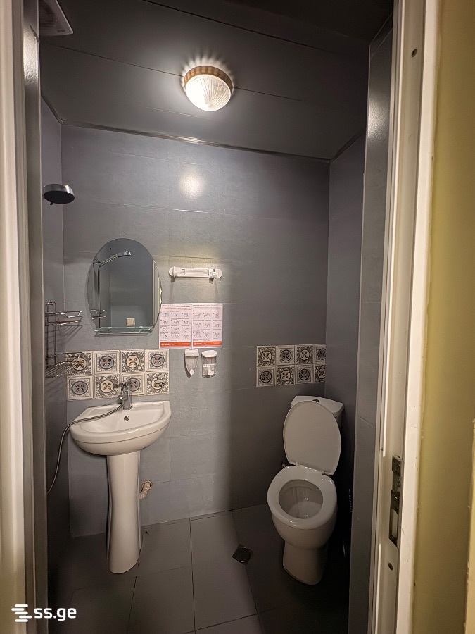 12 Room Private House For Sale view 5