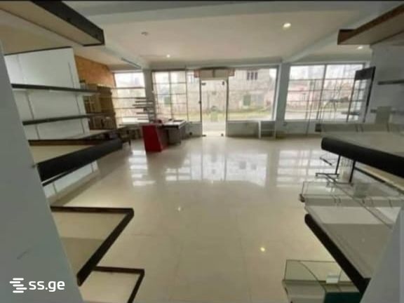 Commercial Space For Rent. Chaqvi view 1