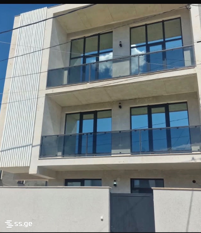 6 Room Private House Daily Rent. Didi Digomi view 1