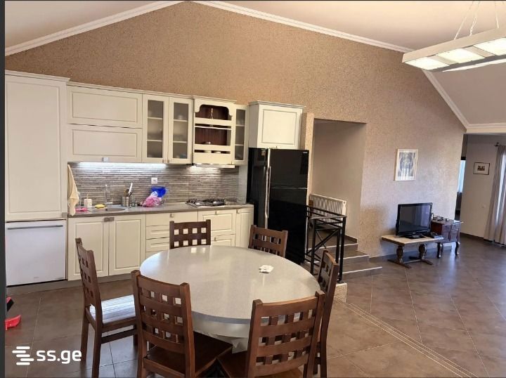 5 Room Private House For Sale view 7