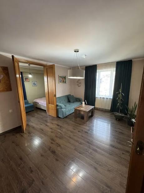 https://static.ss.ge/20260912/1_4c352043-9a25-413e-9d77-defdebc275c3_Thumb.jpg