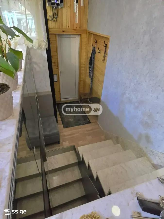 3 Room Private House For Sale view 4