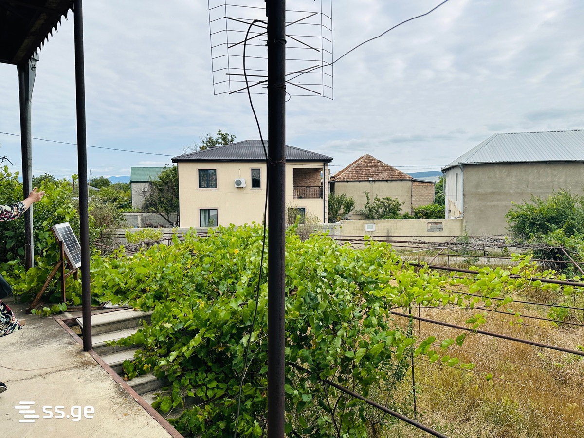 6 Room Private House For Sale view 8