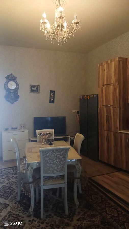 3 Room Flat For Sale view 5