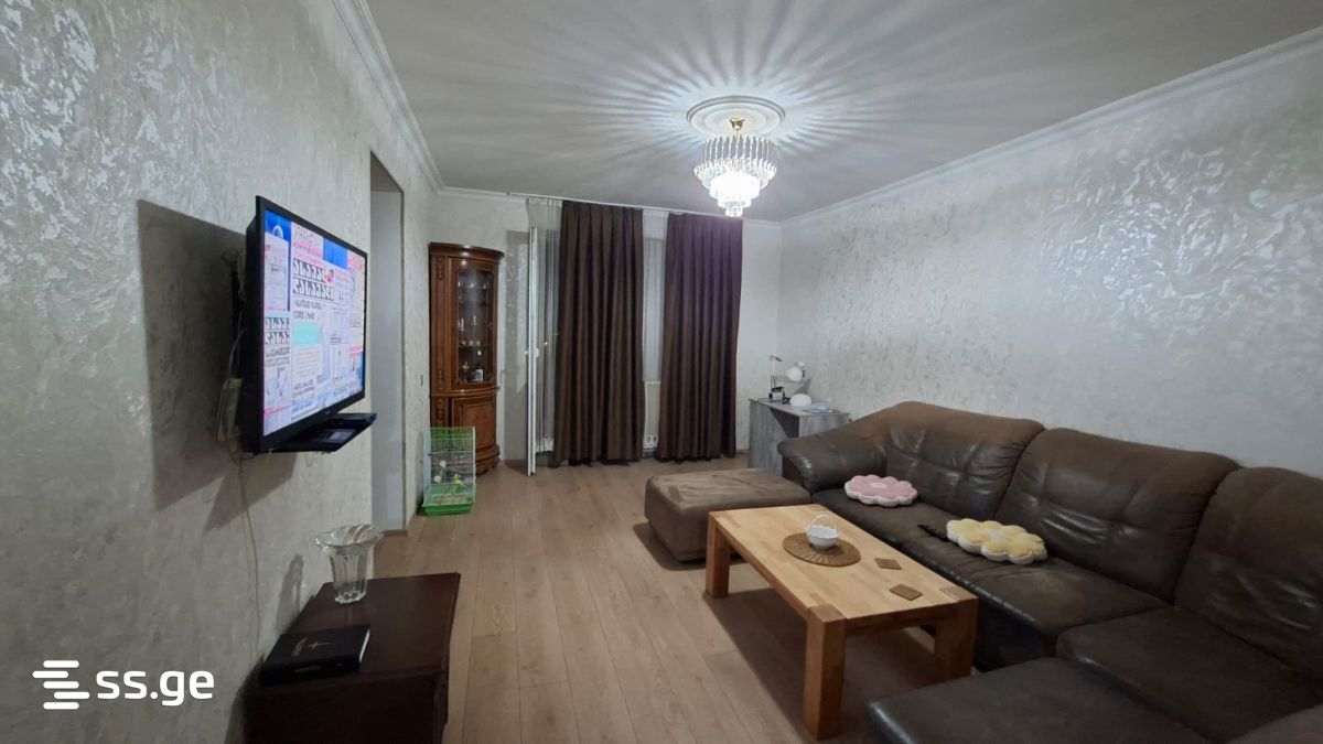 4 Room Flat For Sale view 1