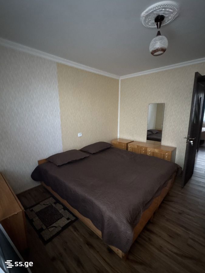 5 Room Private House For Sale view 2